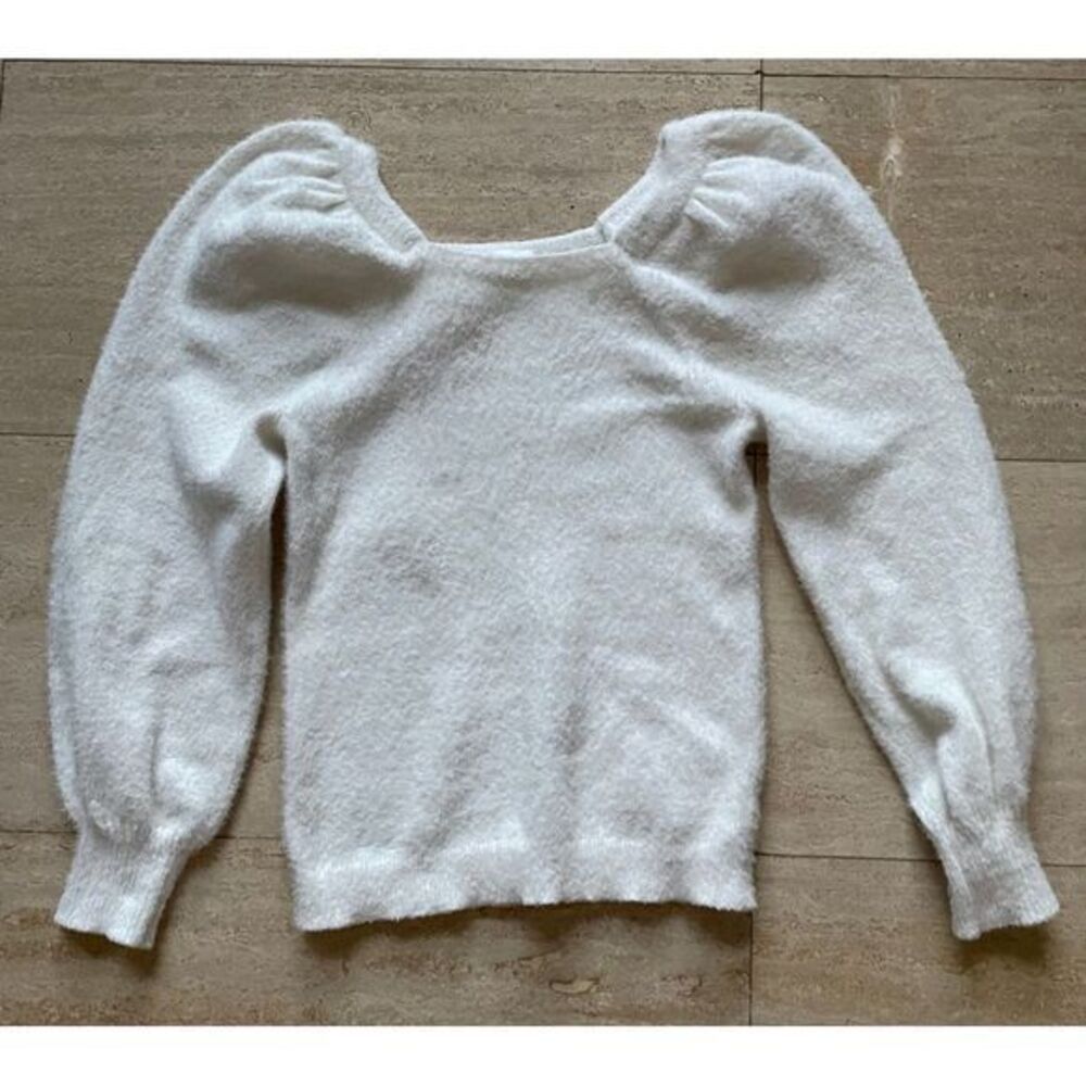 89th Madison White Fuzzy Puff Sleeve Sweater Soft Cozy Winter Top M